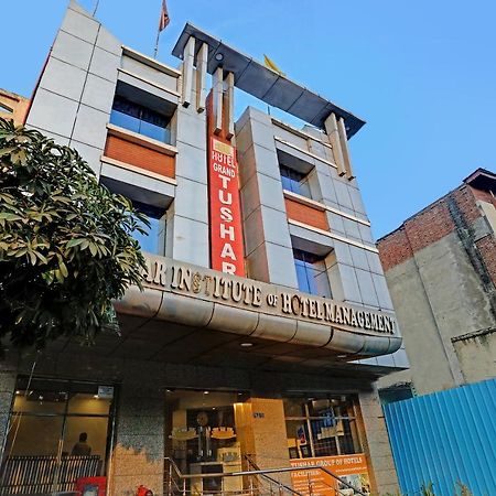 Hotel Grand Tushar - Ghaziabad Railway Station Buitenkant foto