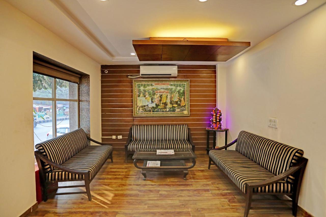 Hotel Grand Tushar - Ghaziabad Railway Station Buitenkant foto
