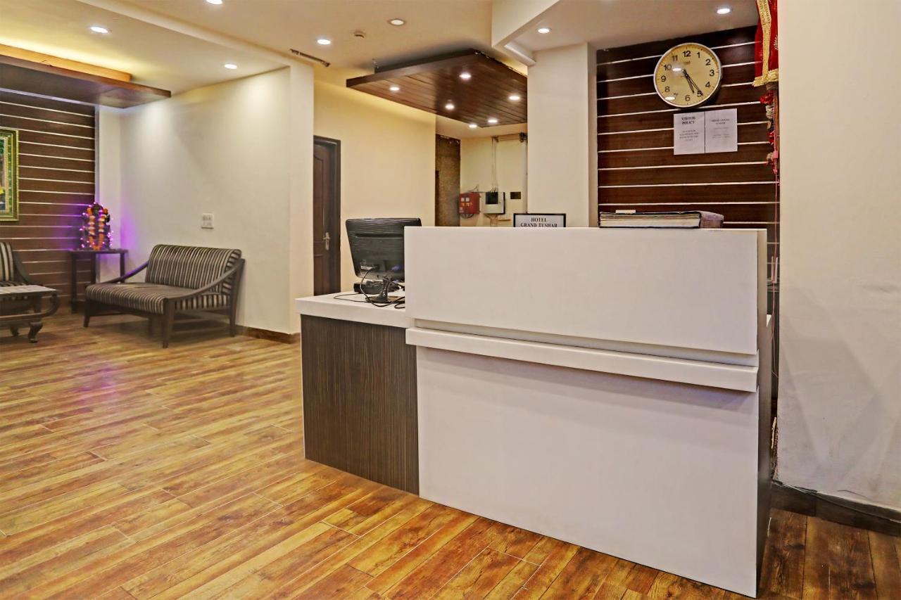 Hotel Grand Tushar - Ghaziabad Railway Station Buitenkant foto